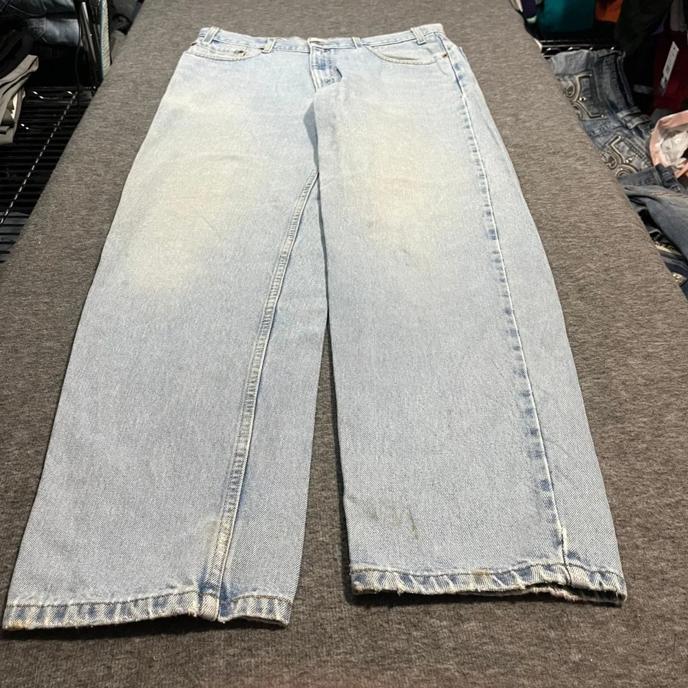 Vintage Levis 550 Relaxed Fit Light Wash Denim Jeans Mens 36x32 Blue